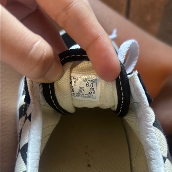 Vans Black and White Checkered Lace-Up Shoes - Picture 2 of 3